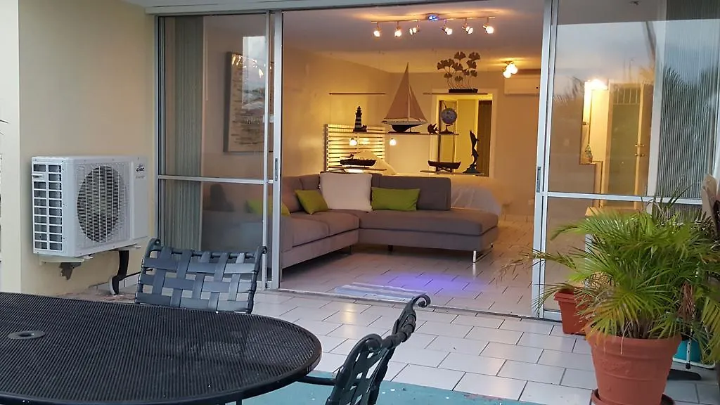 Cozy Apartment, Ocean Front Fajardo Daire