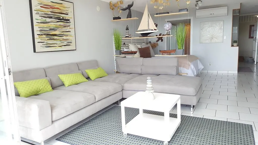 Cozy Apartment, Ocean Front Fajardo